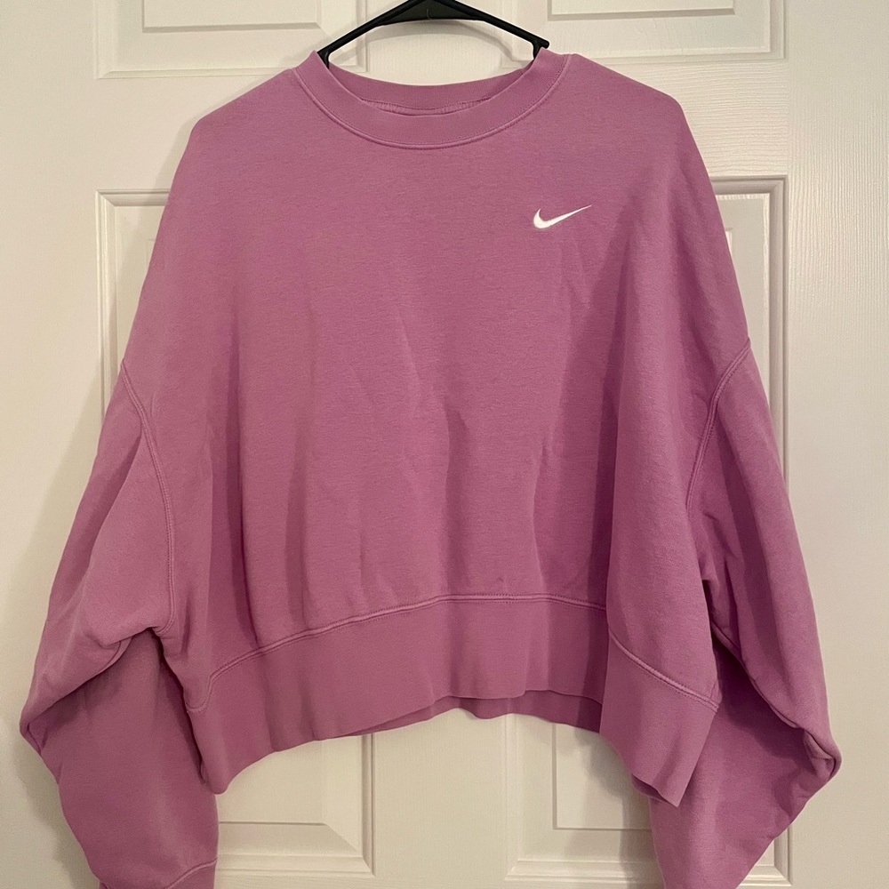 Nike Women's Purple Cropped Sweatshirt